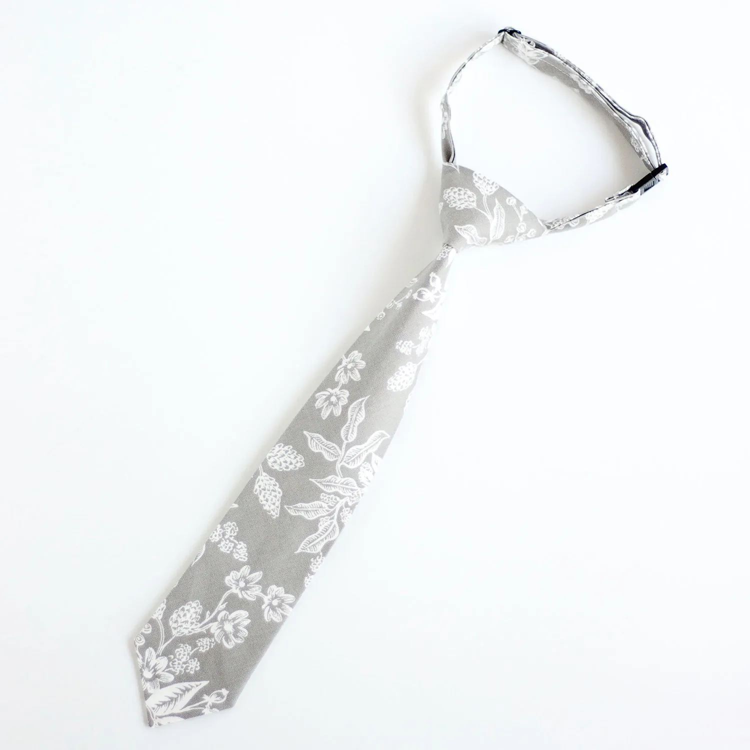 Boy's Necktie / Grey Toile