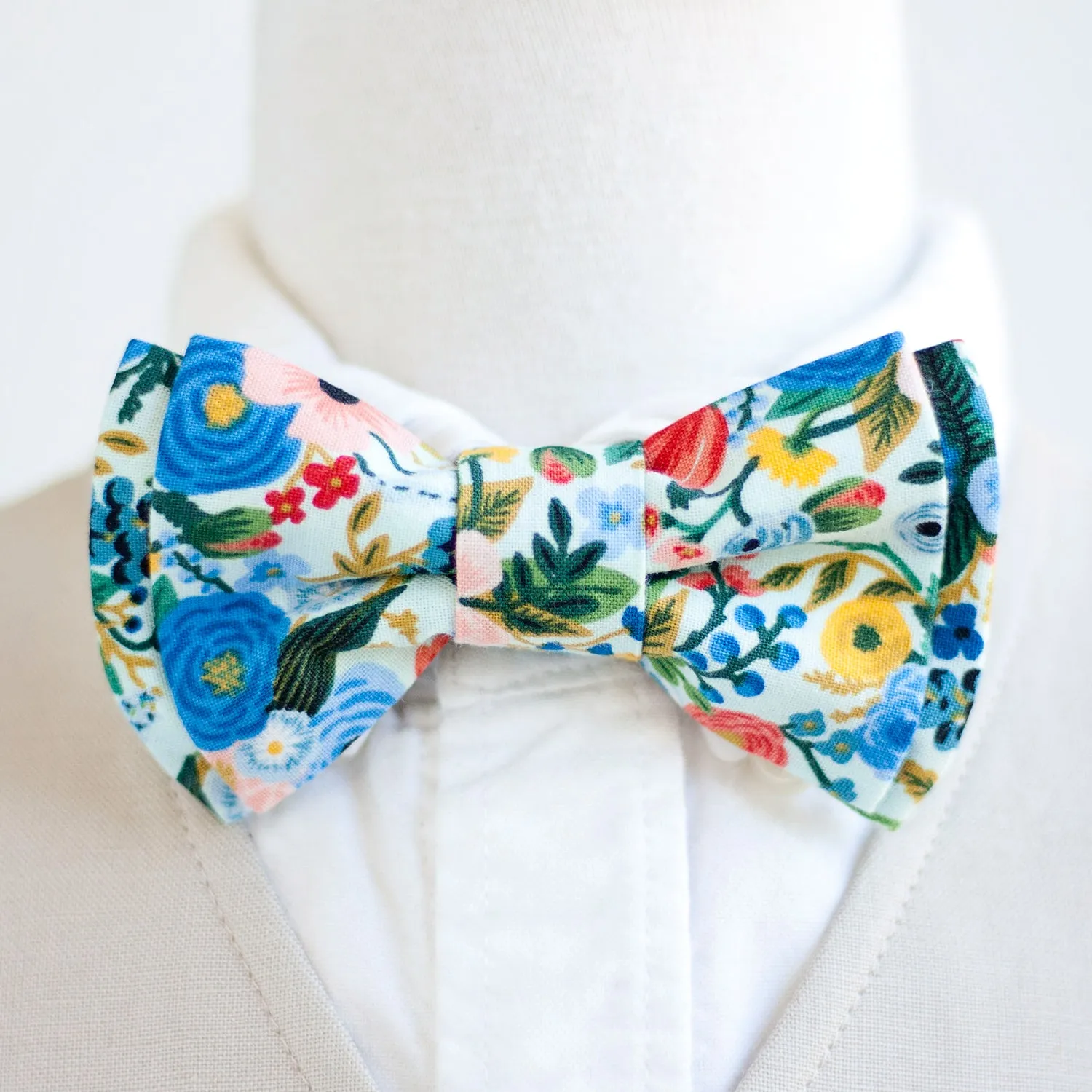 Boy's Necktie / Petite Garden Party In Blue